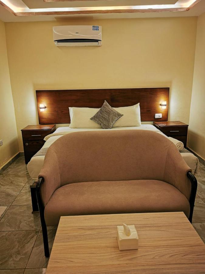 Taj Hotel Aqaba Exteriör bild